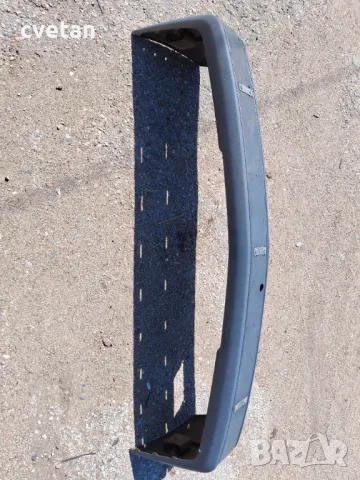 Предна броня мерцедес 124