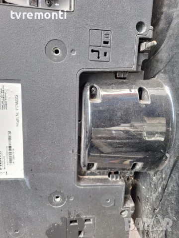 оригинална стойка телевизор  HITACHI 40HBT42A, снимка 4 - Стойки, 3D очила, аксесоари - 50640365