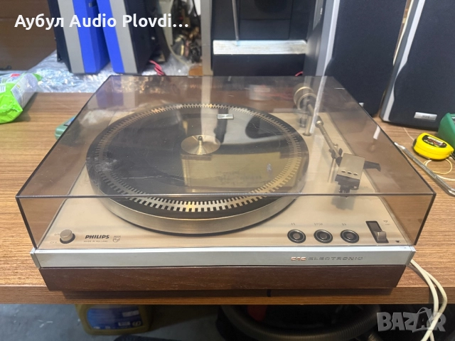 Грамафон PHILIPS 212 Electronic – Класика на фирмата, снимка 5 - Грамофони - 52865157