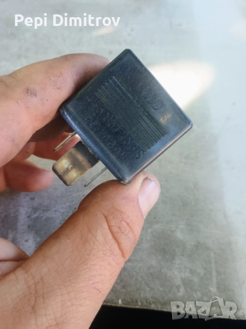 Реле Audi 100 ,80 B4 вентилатор 1994 443951253, снимка 4 - Части - 51532660