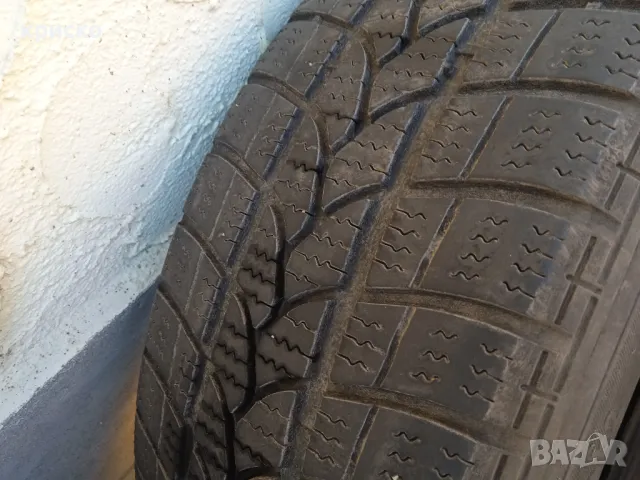 зимни гуми 205/60/16, снимка 7 - Гуми и джанти - 47441627