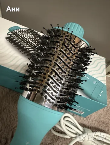 Moroccanoil Effortless Style 4 в 1 четка за сушене на коса, снимка 3 - Сешоари - 56154546