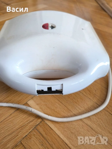 Работещ сандвич тостер със забележки, снимка 2 - Тостери - 53972136