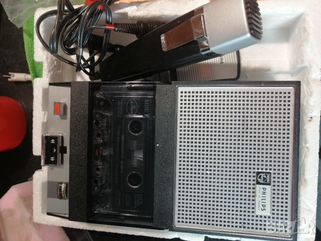 Ретро диктофон PHILIPS EL 3302, снимка 3 - Радиокасетофони, транзистори - 52005664