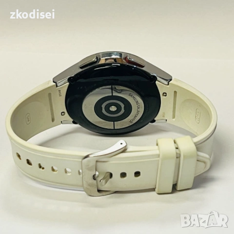 Часовник SAMSUNG watch 4, снимка 3 - Смарт часовници - 53947351