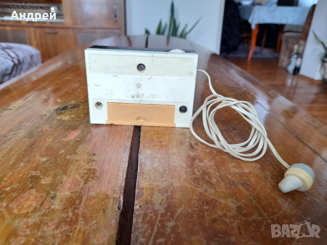 Старо радио,радиоприемник Мираж, снимка 3 - Антикварни и старинни предмети - 42037539