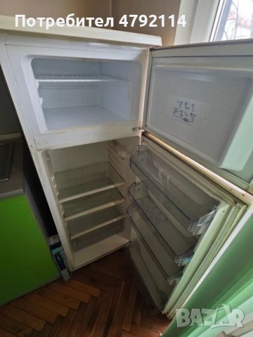 Продавам хладилник