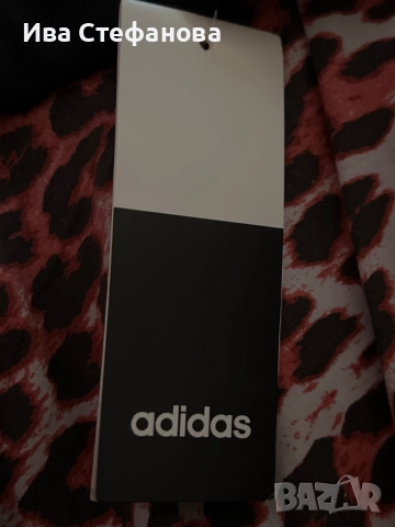 Ново с етикета оригинално спортно  бюстие Adidas Адидас , снимка 5 - Корсети, бюстиета, топове - 51701654