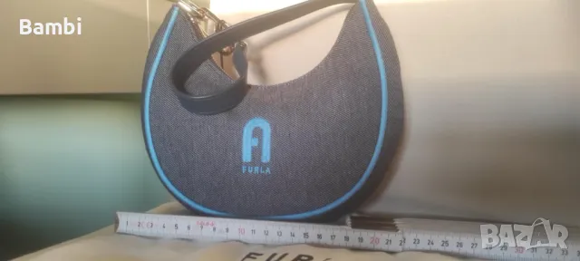 Малка, кокетна, дънки + кожа чанта Furla. Размери 21/22 см., снимка 4 - Чанти - 47702027