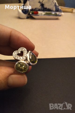  Масивен сребърен пръстен със зелен цитрин емералд  и бял циркон, снимка 1 - Пръстени - 30108611