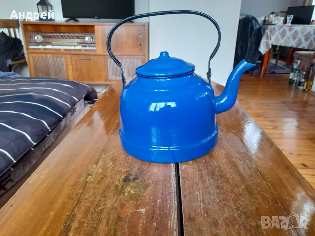 Стар емайлиран чайник #77