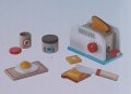 Дървени играчки-Кафемашина , Тостер , Кухненски робот-миксер ,Серви, снимка 3