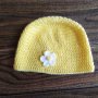 Детска жълта плетена шапка - 2-3 год., снимка 1 - Шапки, шалове и ръкавици - 30647342