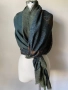 Тъмнозелен шал Revillon Paris с леопардов принт от 70 % вълна и 30 % коприна, снимка 11