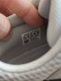 Yeezy Boost 700 перфектни нови обувки adidas с фактура размер 43 43 1/3, снимка 4