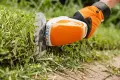STIHL HSA 26 Акумулаторна ножица за храсти в комплект със зарядно и батерия , снимка 2
