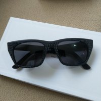 Оригинални слънчеви очила Celine с кроко ефект, снимка 9 - Слънчеви и диоптрични очила - 36970118