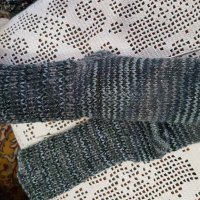 Ръчно плетени дамски чорапи , снимка 4 - Дамски чорапи - 30131843