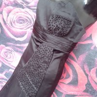 Черна елегантна разкроена рокля бюстие под коляното с мъниста М, снимка 4 - Рокли - 36763642