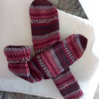 Ръчно плетени мъжки чорапи размер 44, снимка 1 - Мъжки чорапи - 39724010