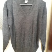 Нов мъжки пуловер шпиц тъмносив размер L-XL, снимка 1 - Пуловери - 29907674