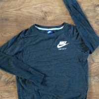 Nike Sportswear Gym - страхотна дамска блуза КАТО НОВА, снимка 9 - Блузи с дълъг ръкав и пуловери - 35560251