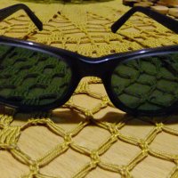 Продавам слънчеви очила ''ТРУСАРДИ''  - Италия, снимка 1 - Слънчеви и диоптрични очила - 38499127