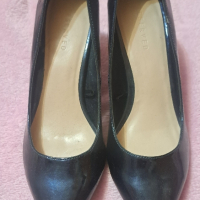 Дамски обувки, нови, лачени, тъмно  сини 38 размер., снимка 1 - Маратонки - 44535848