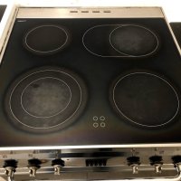 готварска печка с керамични котлони ,SMEG’, снимка 2 - Печки, фурни - 42431231