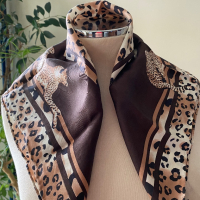 Леопардов шал Passigatti, кърпа за глава, снимка 8 - Шалове - 44773088