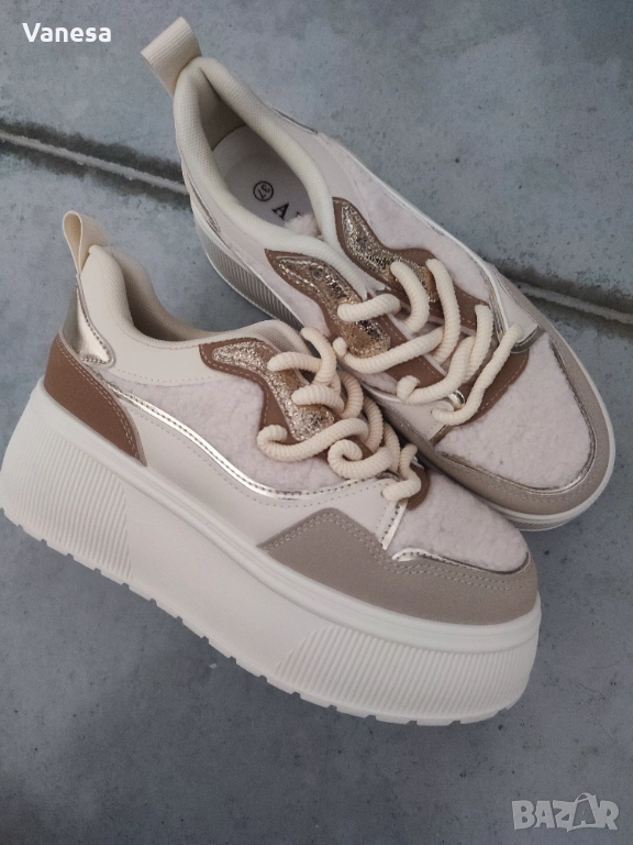 Дамски кецове в бежов цвят, снимка 1