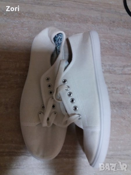 БЕЛИ гуменки номер 38, снимка 1