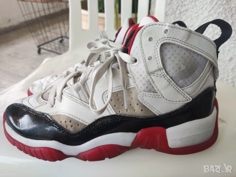 оригинални Nike Jordan Jumpman Two Trey Concord Bred, снимка 1