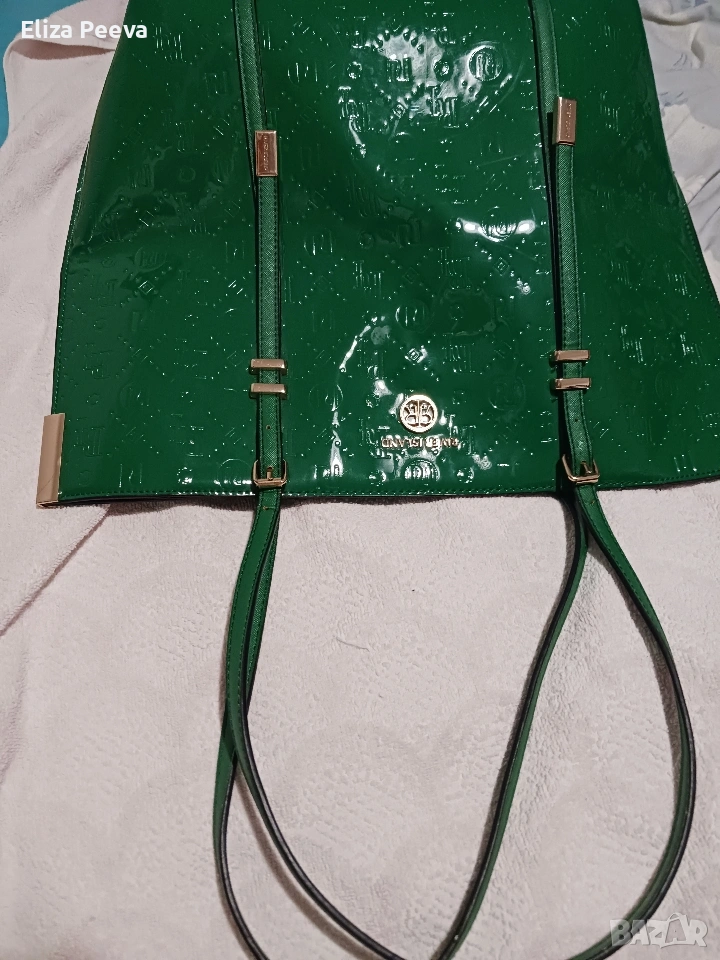 Лачена чанта от екокожа, снимка 1