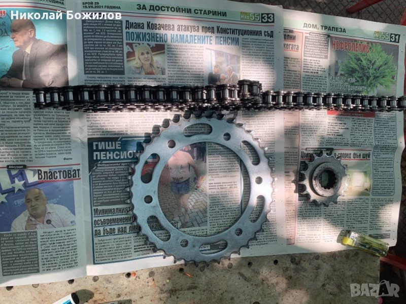 Продавам Верига и Зъбаци за Honda Cbr 929RR , снимка 1