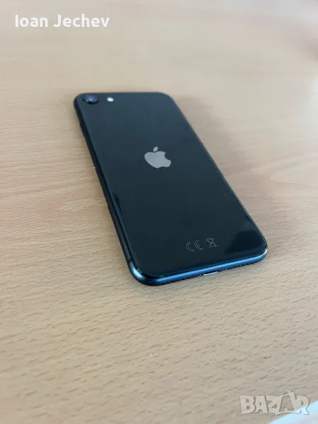 Iphone se 2020, снимка 1