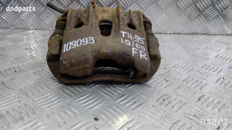 Преден десен спирачен апарат VW Transporter,1.9TDI,1995г., снимка 1