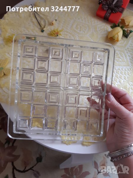 Поднос с 4 сектора, снимка 1