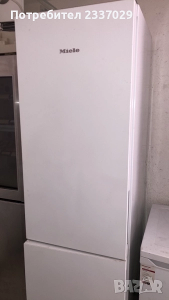 Ком.хладилник:Миеле-вис:2,00м,не обслужено,за компресор,за техници и прекупвачи,нов модел, снимка 1
