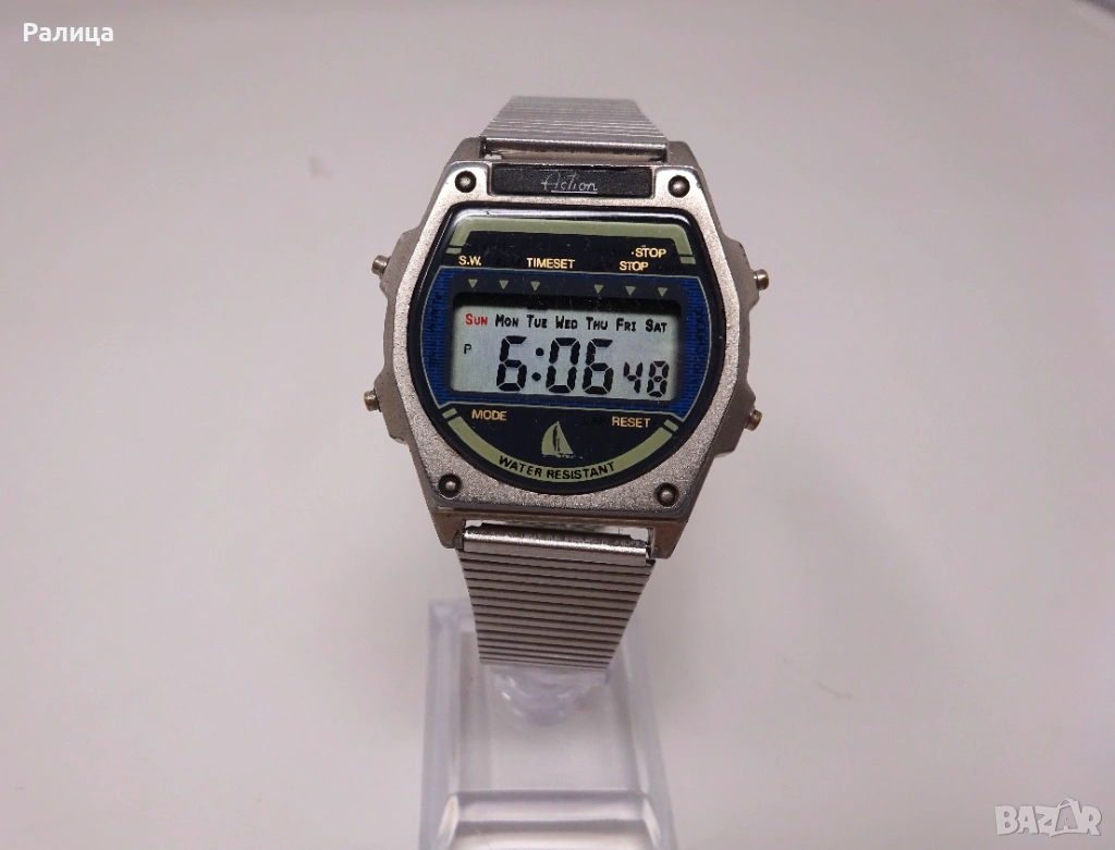 Електронен часовник Action с хронограф , снимка 1