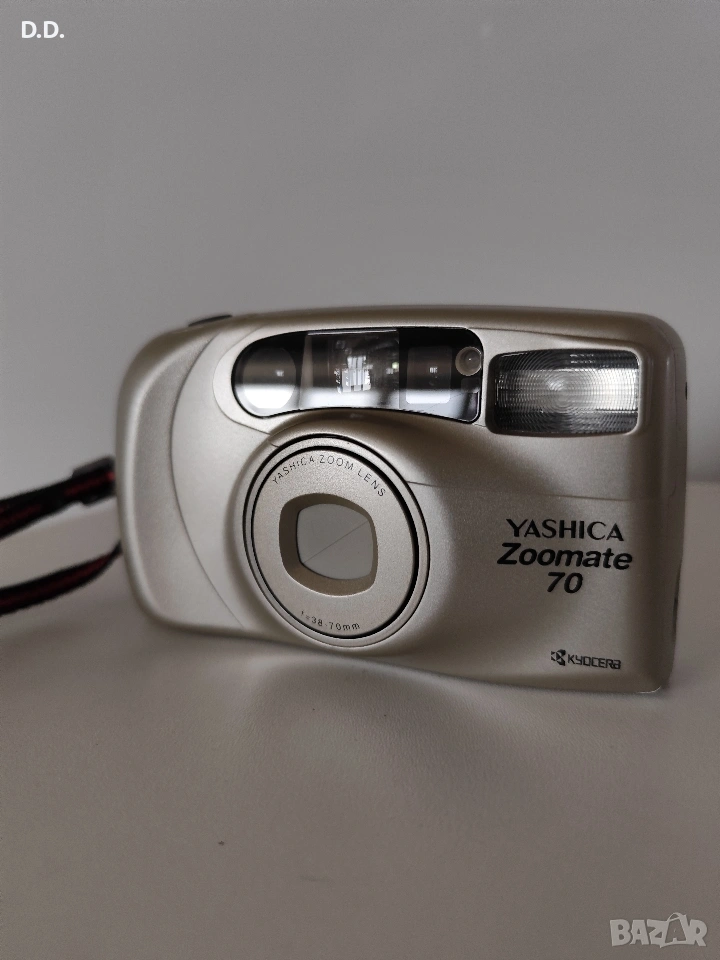Лентов фотоапарат Yashica Zoomate 70, снимка 1