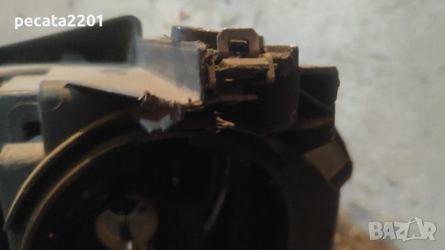 Продавам - ориинален десен рефлекторен фар за Голф 7 за ремкнт или части, снимка 4 - Части - 44350533