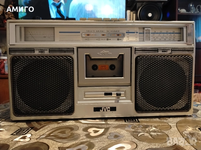 Продавам радио касетофон. JVC RC–646L