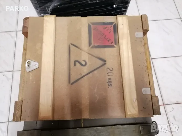 Дървен сандък от патрони , снимка 3 - Оборудване и аксесоари за оръжия - 48251195