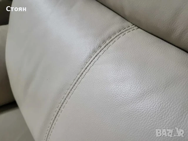 Комплект кремави кожени фотьойли - 2 броя, снимка 7 - Дивани и мека мебел - 50841818