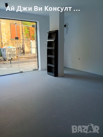 Магазин под наем в Центъра, снимка 3 - Магазини - 52731909