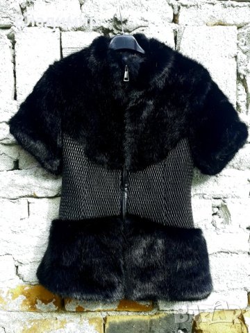 Дамски елек