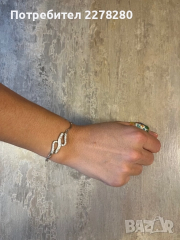 Сребърна гривна с циркониеви камъчета, снимка 5 - Гривни - 52460643