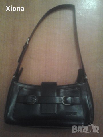 Малка черна кожена чанта на Esprit, снимка 1 - Чанти - 38789650