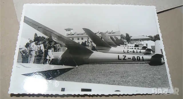 Стара снимка с български самолети , авиация , планери .